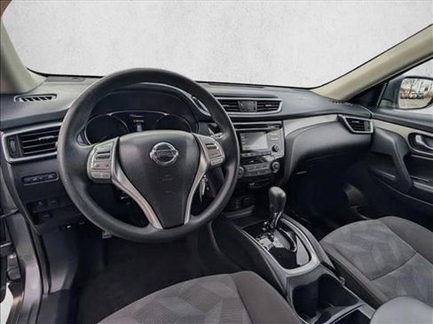 Used 2016 Nissan Rogue S image 10