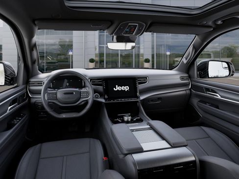 New 2025 Jeep Wagoneer L Series III w/ Premium Group I image 14