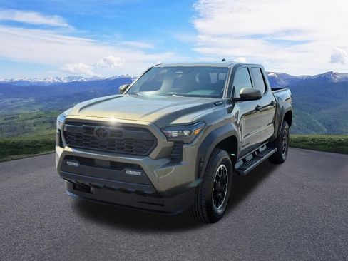 Used 2026 Toyota Tacoma TRD Off-Road w/ TRD Off Road Upgrade Package AWD/4WD image 1