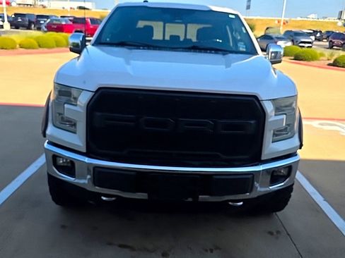 Used 2016 Ford F150 Lariat w/ Equipment Group 502A Luxury AWD/4WD image 2