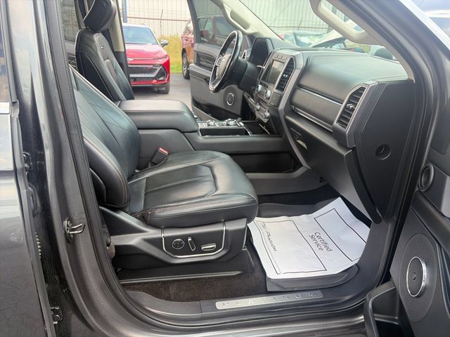 Used 2018 Ford Expedition Platinum AWD/4WD image 32
