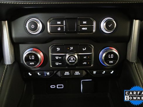 Used 2024 GMC Yukon SLT w/ Max Trailering Package AWD/4WD image 28