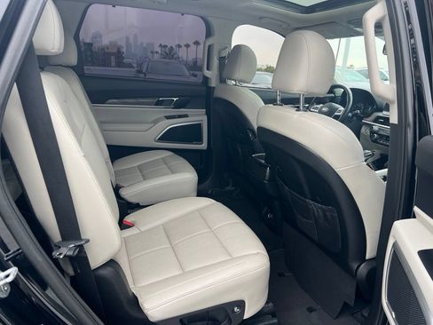 Used 2021 Kia Telluride EX w/ EX Premium Package AWD/4WD image 14
