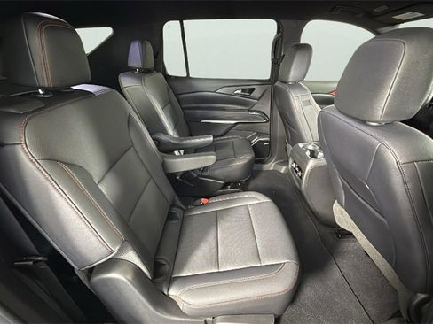 Certified 2025 Chevrolet Traverse Z71 w/ Enhanced Driving Package image 32