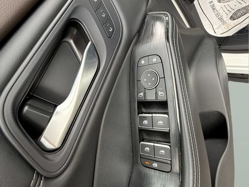 Used 2023 Nissan Rogue SL w/ SL Premium Package AWD/4WD image 19