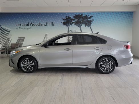 Used 2023 Kia Forte GT-Line w/ GT-Line Technology Package FWD image 2