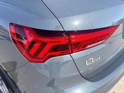Used 2023 Audi Q3 2.0T Premium Plus w/ Premium Plus Package image 32