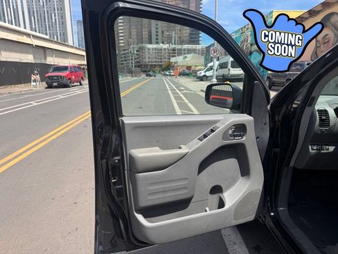 Used 2019 Nissan Frontier SV RWD image 10