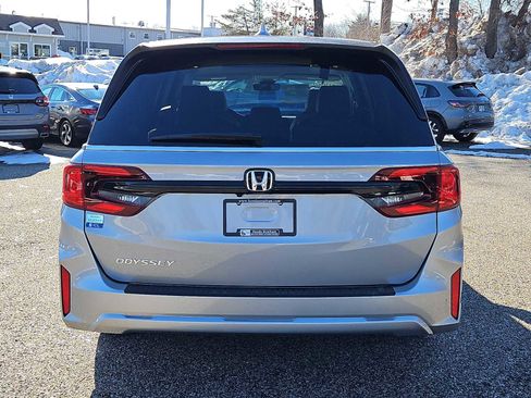 Used 2025 Honda Odyssey EX-L image 5
