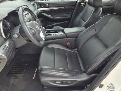 Used 2023 Nissan Maxima SV w/ Floor Mat Group image 12