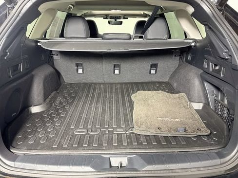 Certified 2025 Subaru Outback Onyx Edition AWD/4WD image 29