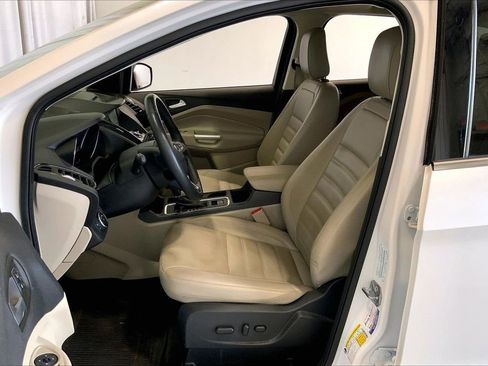 Used 2018 Ford Escape Titanium w/ Ford Safe & Smart Package AWD/4WD image 15