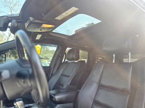 Used 2019 Jeep Grand Cherokee Limited w/ Trailer Tow Group IV AWD/4WD image 14