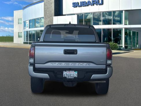 Used 2020 Toyota Tacoma TRD Sport AWD/4WD image 7