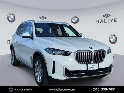 Certified 2025 BMW X5 xDrive50e w/ Premium Package image 1