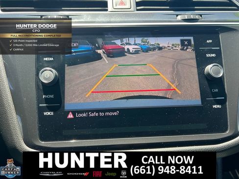Used 2024 Volkswagen Tiguan SE AWD/4WD image 35