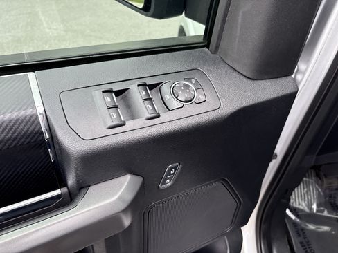 Used 2017 Ford F150 XLT w/ Equipment Group 302A Luxury RWD image 16
