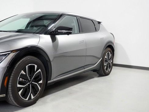 Used 2024 Kia EV6 Wind w/ Wind Technology Package image 58