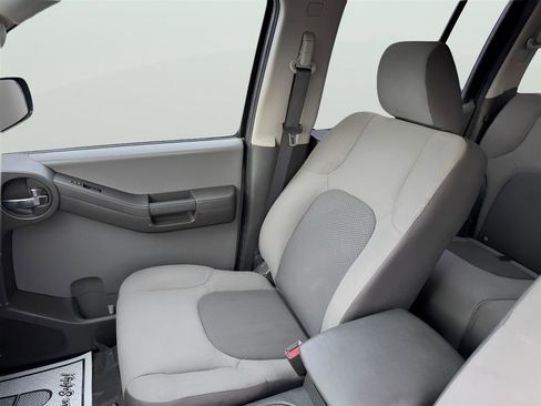 Used 2013 Nissan Xterra X image 13