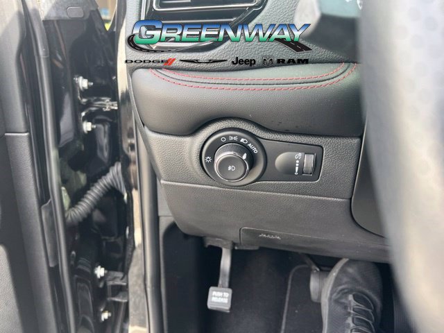 Used 2023 Dodge Durango R/T RWD image 9
