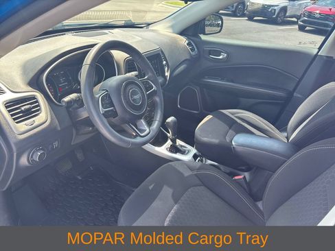 Used 2021 Jeep Compass Sport FWD image 5
