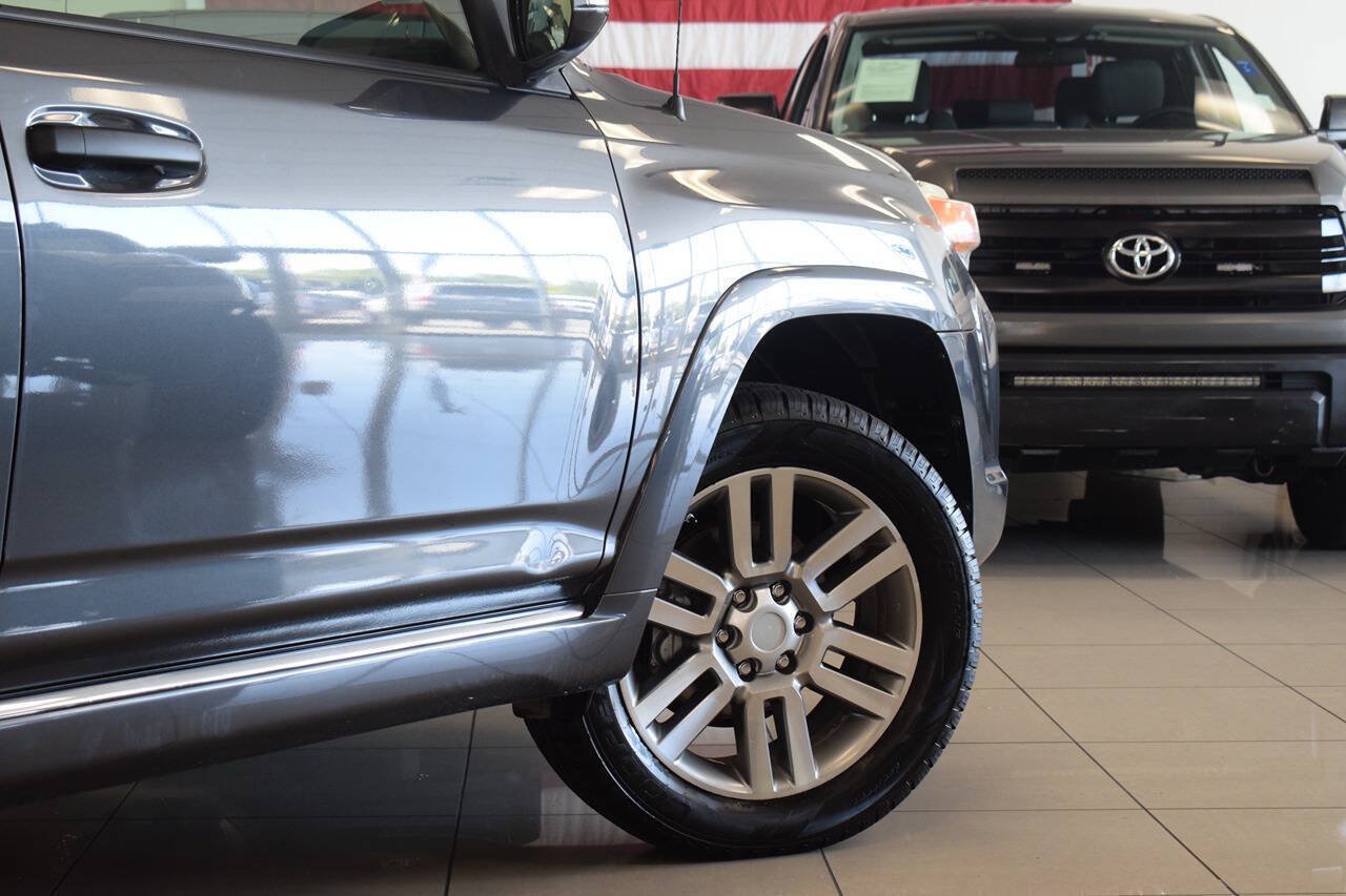 Used 2012 Toyota 4Runner Limited AWD/4WD image 15