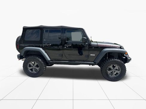 Used 2017 Jeep Wrangler Unlimited Rubicon AWD/4WD image 9