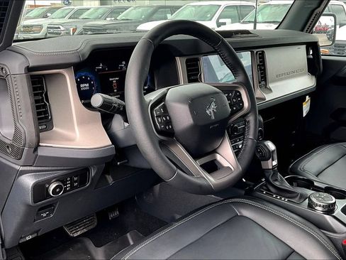 New 2026 Ford Bronco Outer Banks AWD/4WD image 6