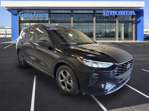Used 2023 Ford Escape ST-Line w/ Tech Pack #1 FWD image 1