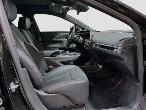 Used 2025 Cadillac Lyriq Sport AWD/4WD image 29