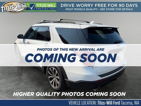 Used 2024 Ford Explorer ST-Line w/ Class IV Trailer Tow Package AWD/4WD image 3