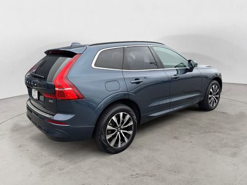 Certified 2023 Volvo XC60 B5 Core w/ Climate Package AWD/4WD image 7