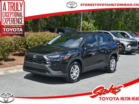Used 2026 Toyota Corolla Cross L FWD image 1