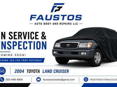 Used 2004 Toyota Land Cruiser w/ Convenience Pkg