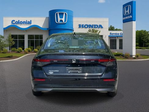 Used 2025 Honda Accord SE image 5