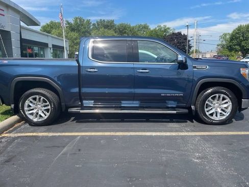 Used 2021 GMC Sierra 1500 SLT w/ SLT Premium Package AWD/4WD image 9