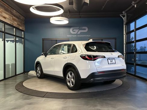 Used 2023 Honda HR-V LX image 5