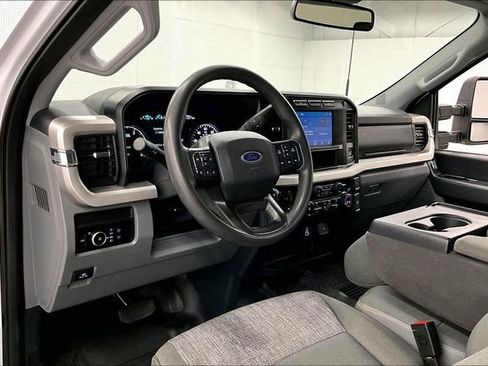 Used 2023 Ford F350 XLT image 16