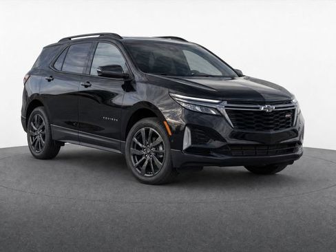 Used 2022 Chevrolet Equinox RS FWD image 2