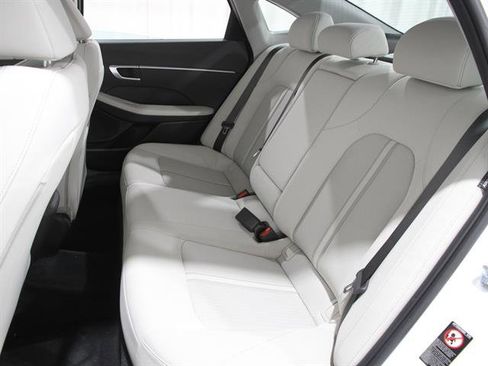 Used 2022 Hyundai Sonata SEL image 19