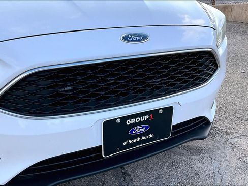 Used 2016 Ford Focus SE image 29