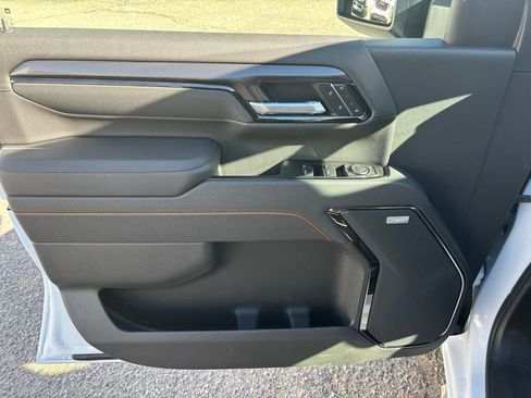 New 2026 GMC Sierra 2500 AT4 image 13