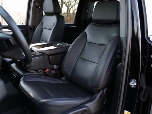 Used 2024 Chevrolet Silverado 2500 LTZ image 22