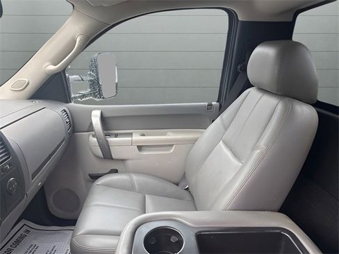 Used 2012 GMC Sierra 3500 W/T w/ Snow Plow Prep Package image 15