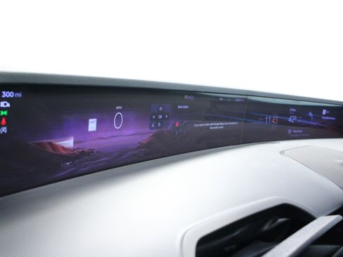 Used 2024 Lincoln Nautilus Reserve w/ Jet Appearance Package (87T) image 23