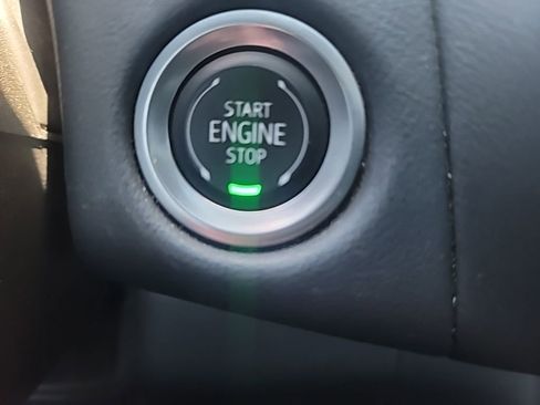 Used 2024 GMC Yukon AT4 w/ AT4 Premium Package AWD/4WD image 23