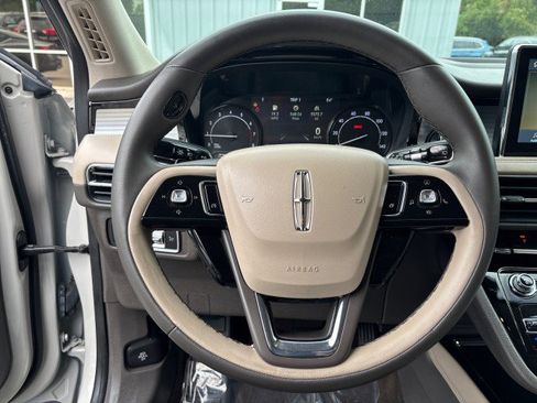 Used 2022 Lincoln Corsair FWD image 16