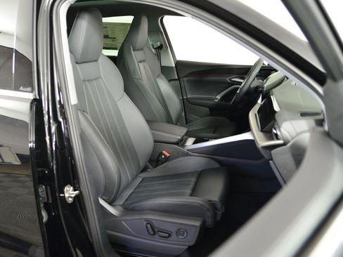 New 2025 Audi Q5 Premium Plus image 16