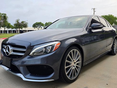 Used 2015 Mercedes-Benz C 300 Sedan image 5
