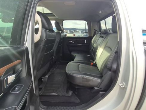 Used 2017 RAM 1500 Laramie w/ Convenience Group image 11